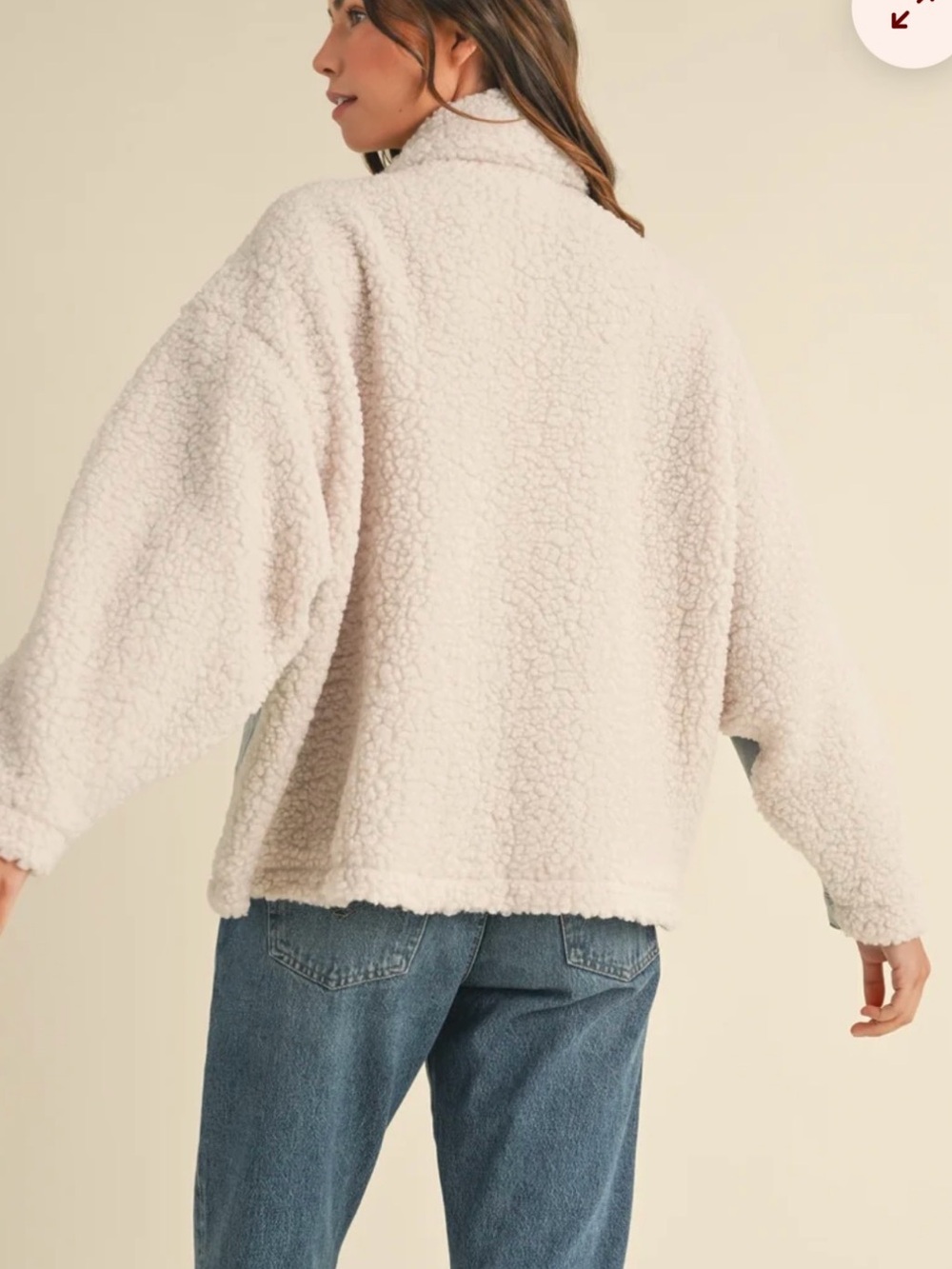 NWOT Mable Women’s Sherpa-Lined Light Blue Denim Teddy Jacket with Cream Trim - Picture 2 of 14